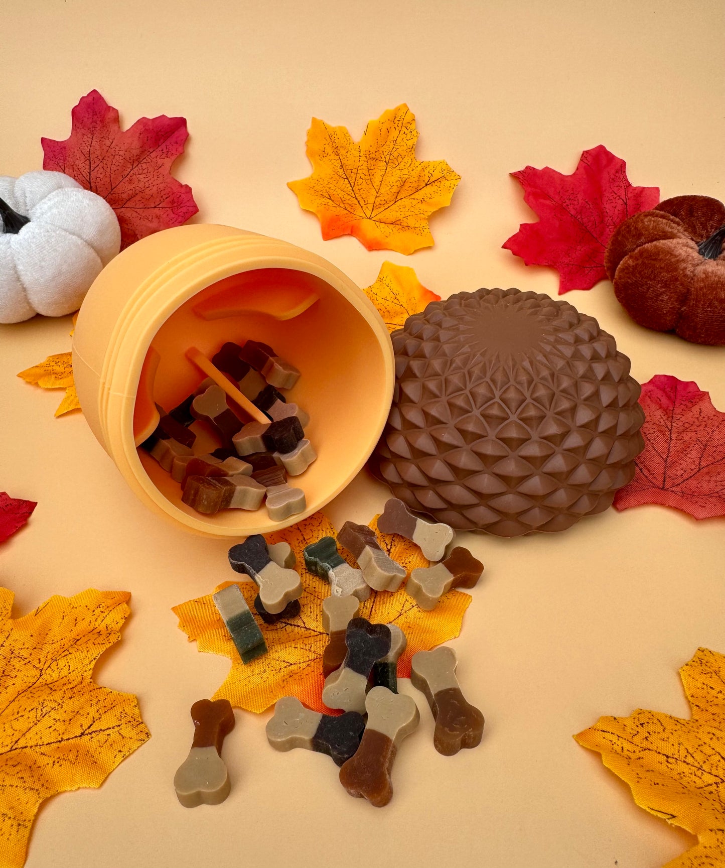 Acorn Treat Dispenser