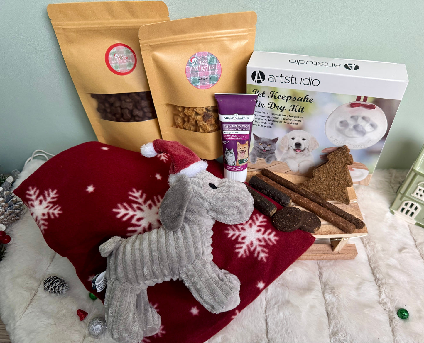 Little Woof's First Christmas