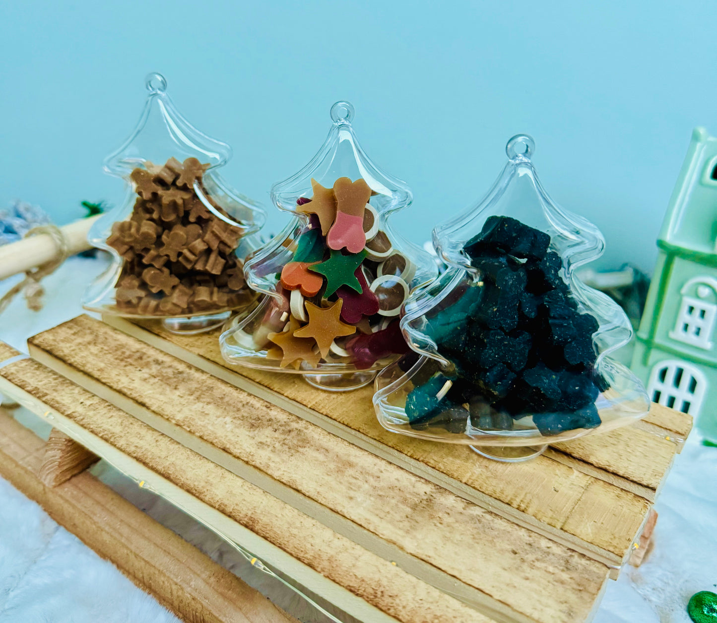 Deck the Halls Tree Treats