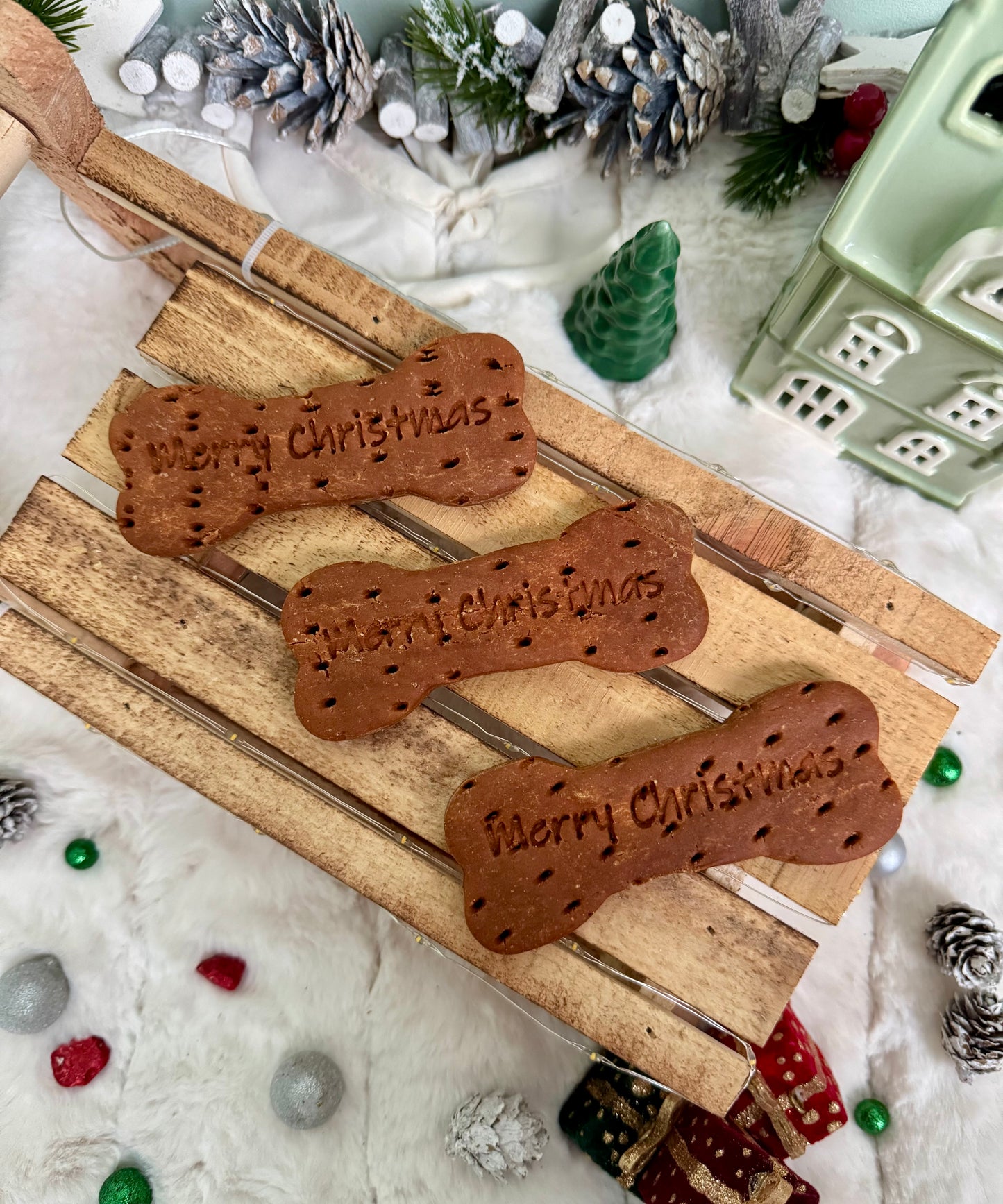 Apawtiser Merry Christmas Banana & Peanut Butter Bone