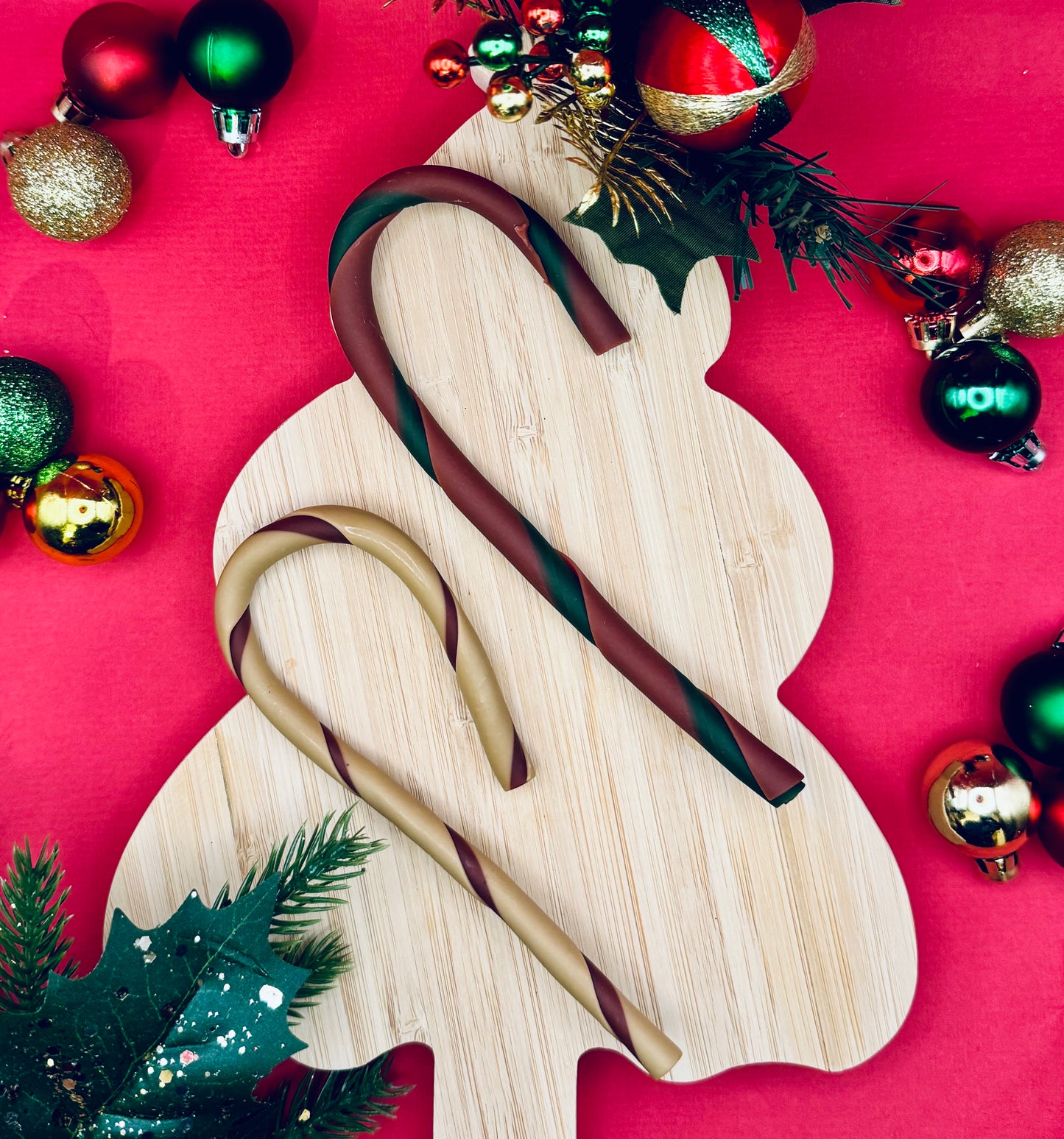 Christmas Candy Cane - Contains Chicken