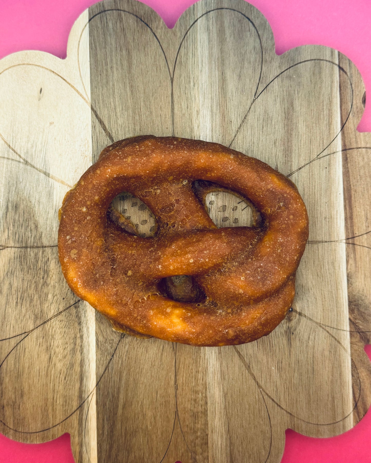 Collagen Coated Chicken Pretzel - Large