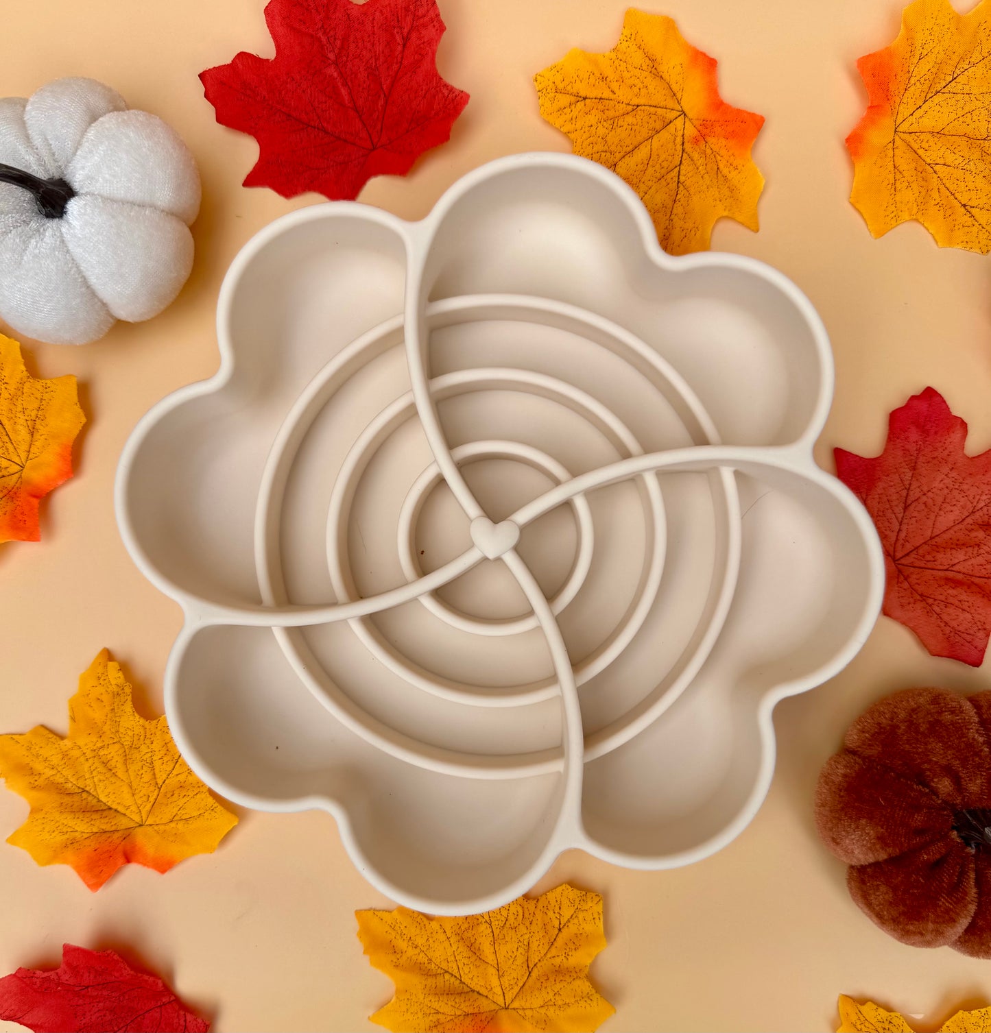 Autumn Hearts Enrichment Bowl | Sage