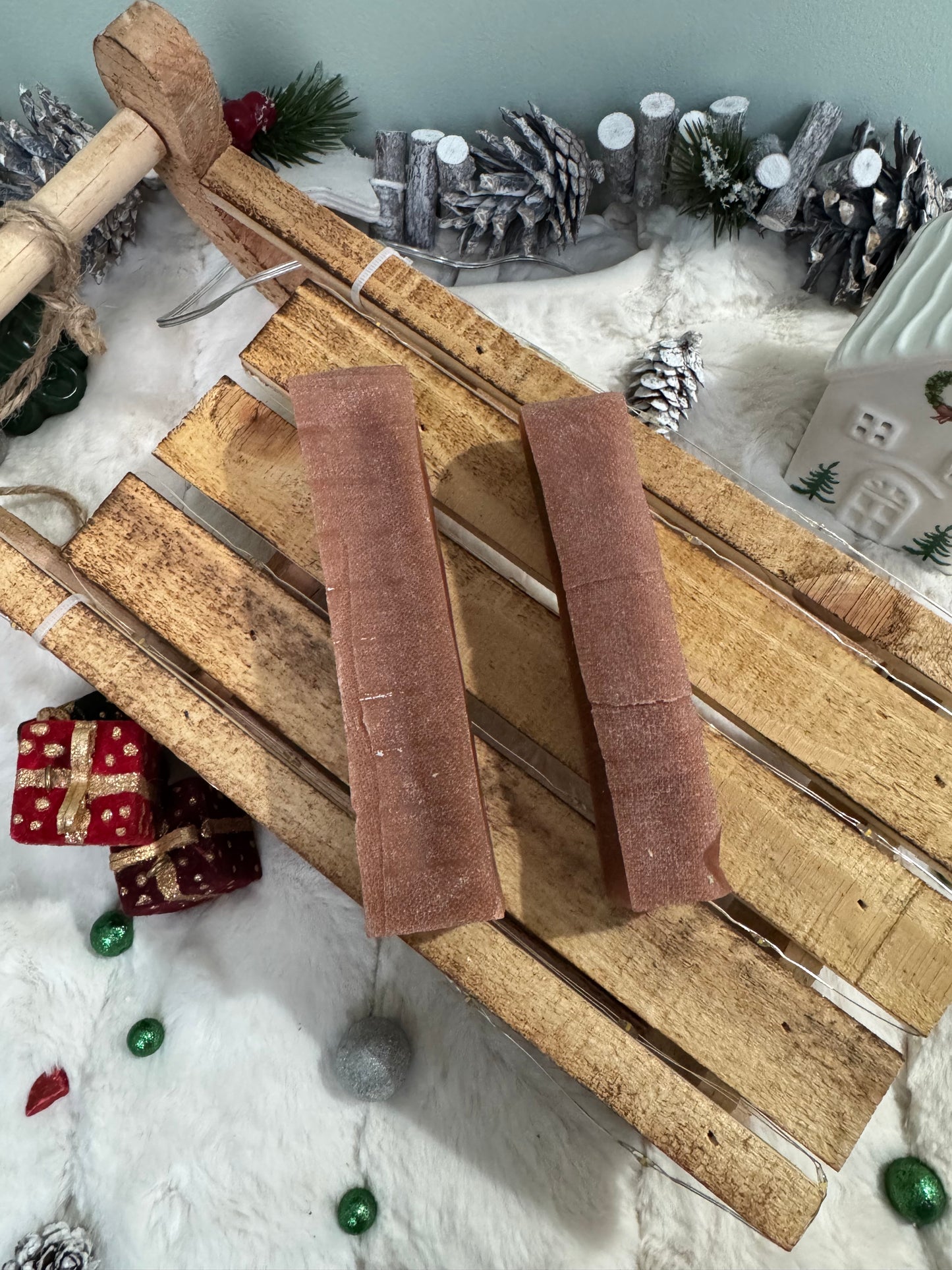 Limited Edition Apple, Cranberry & Cinnamon Christmas Yak | 2 Sizes