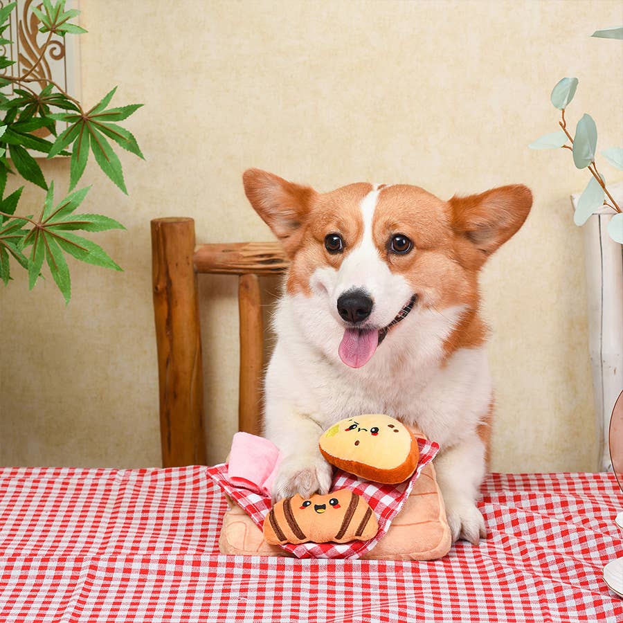 HugSmart Pet - Picnic Time | Charcuterie Board Toy